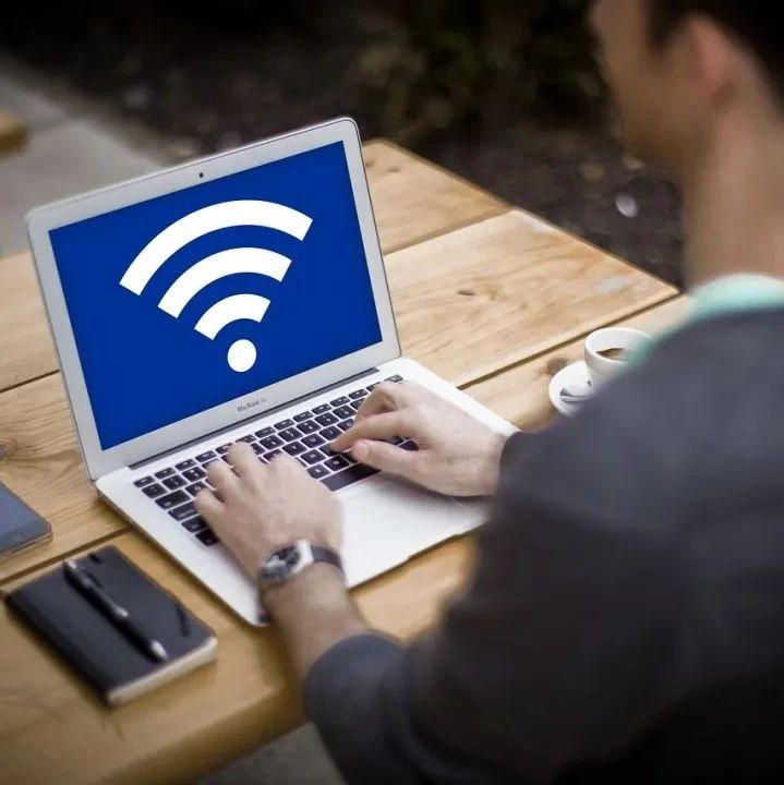 在新加坡随便连WiFi小心坐牢！